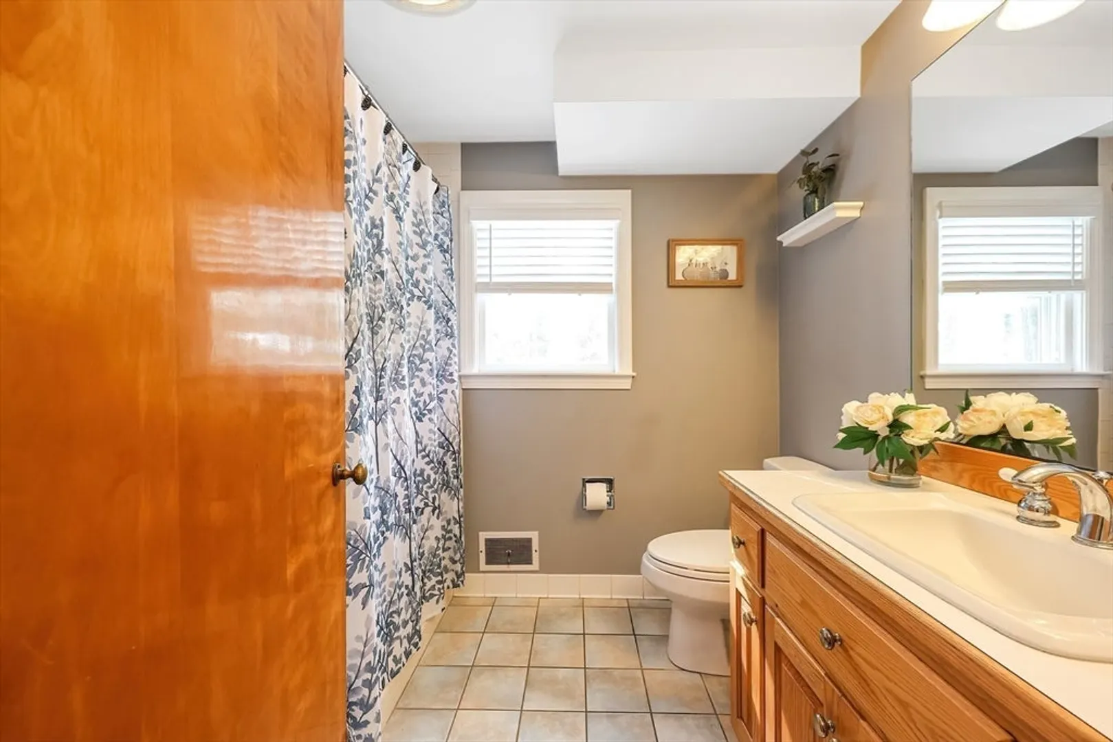 398 High Rock Street Photo 11
