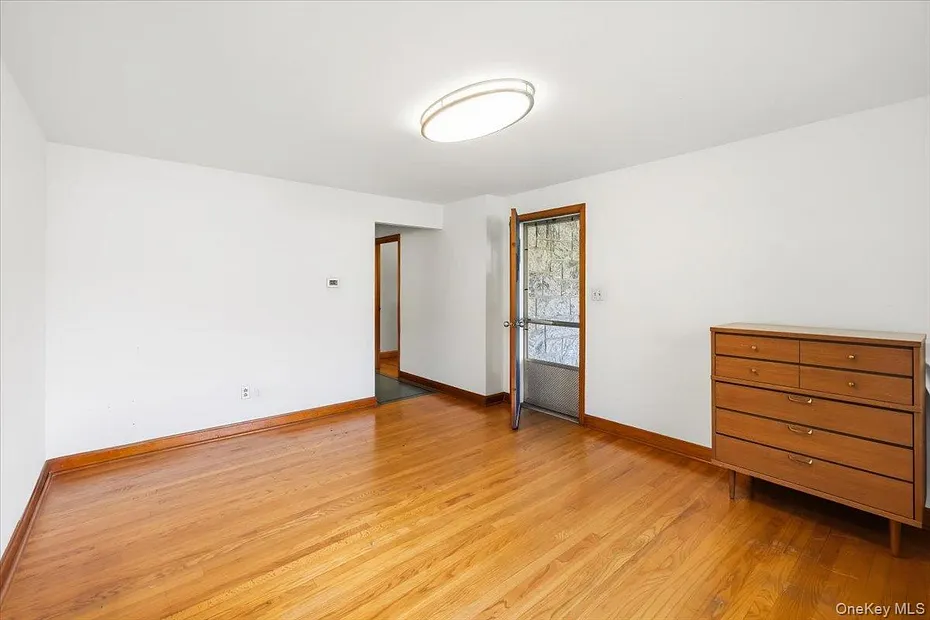 159 Ramapo Road Photo 12