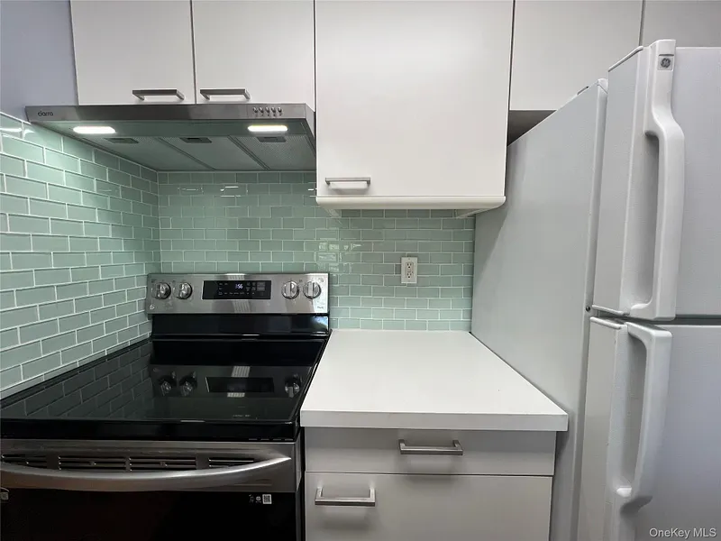 50 Columbus Avenue  #603 Photo 6