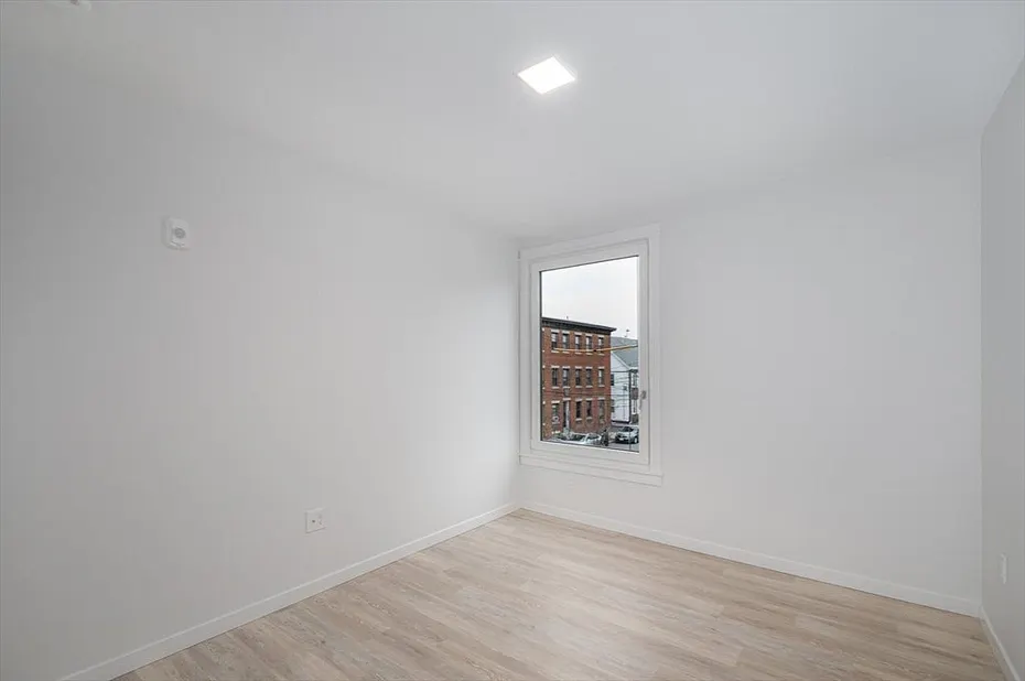 205 Beacon Street  #203 Photo 12