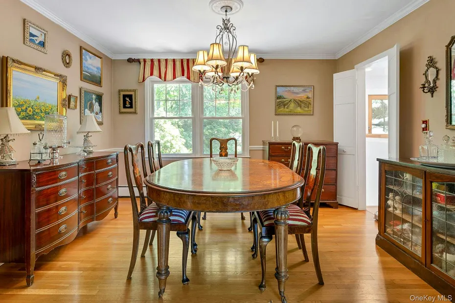 8 Woodland Road Photo 10