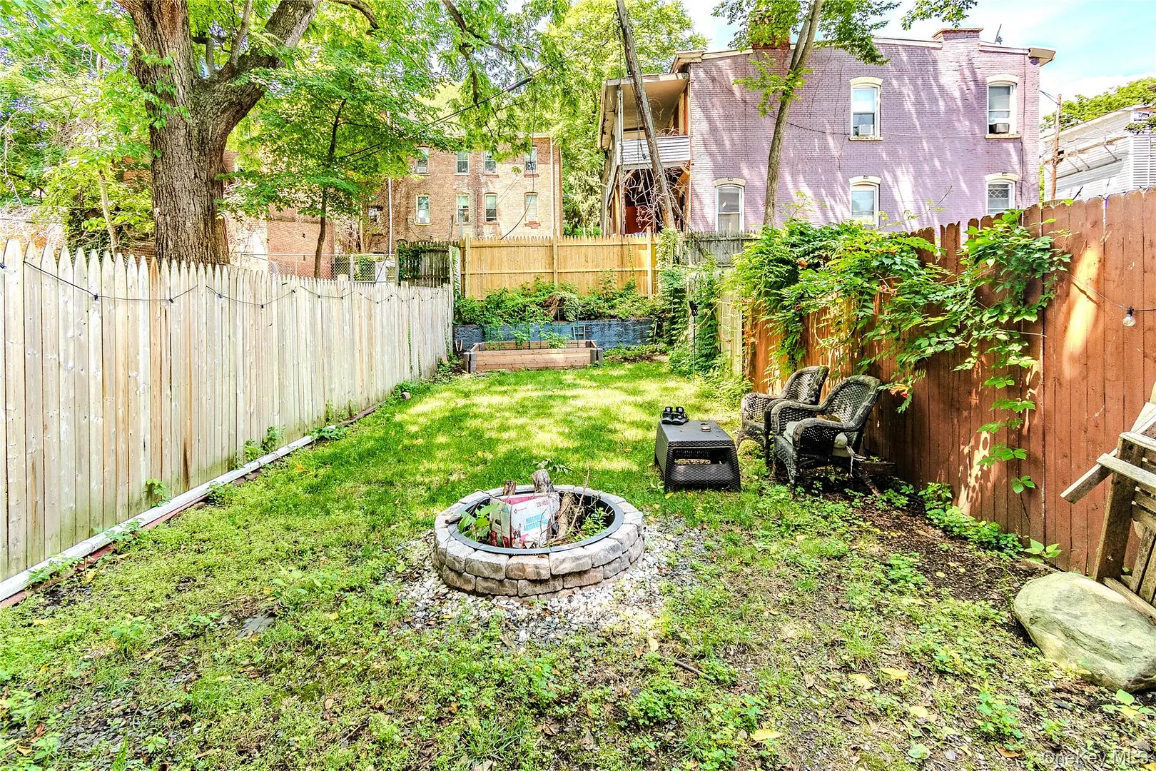 70 Lander Street Photo 34
