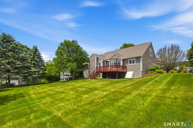 136 Talcott Ridge Road Photo 32