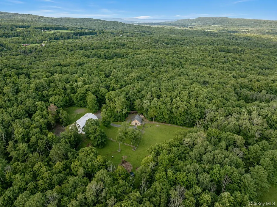241 Cunningham Hill Road Photo 34