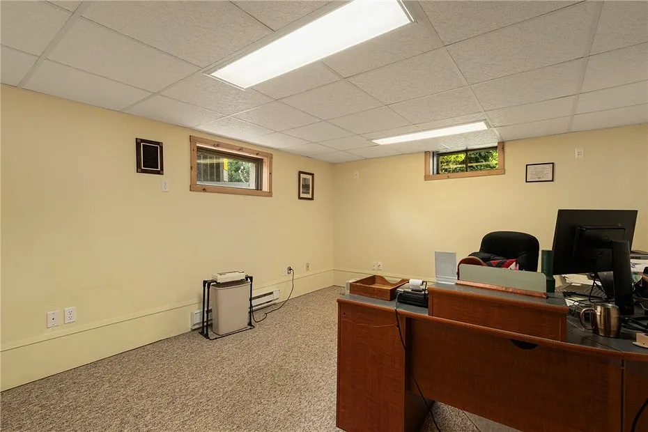 68 Birchwood Drive Photo 37