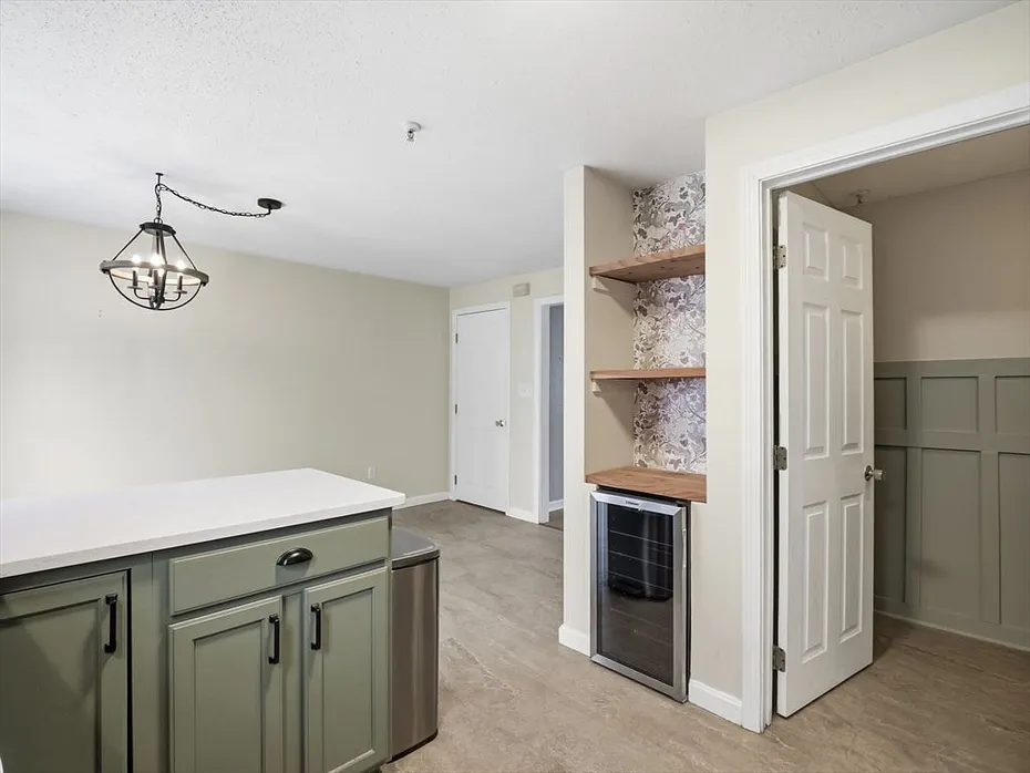 57 Wannalancit St  #11 Photo 11