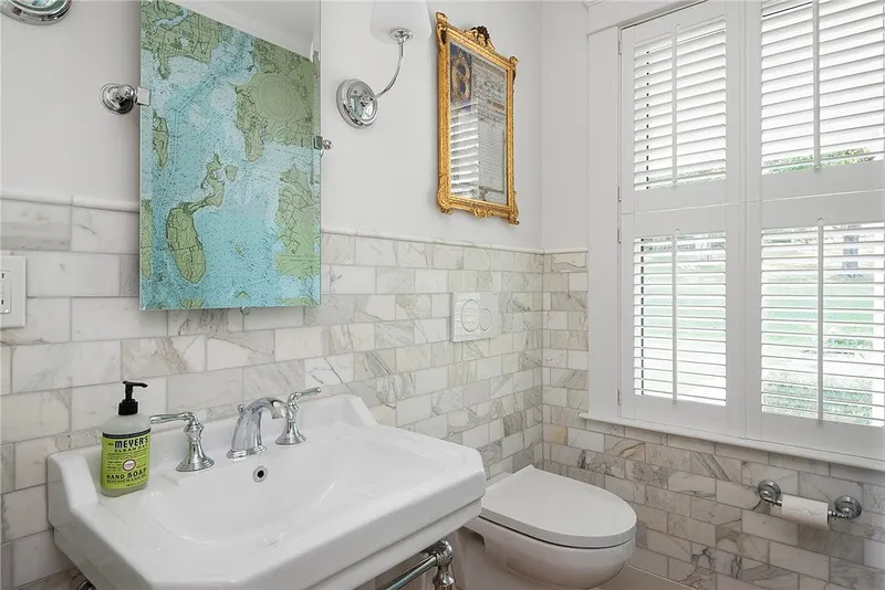 140 Aldrich Avenue Photo 22