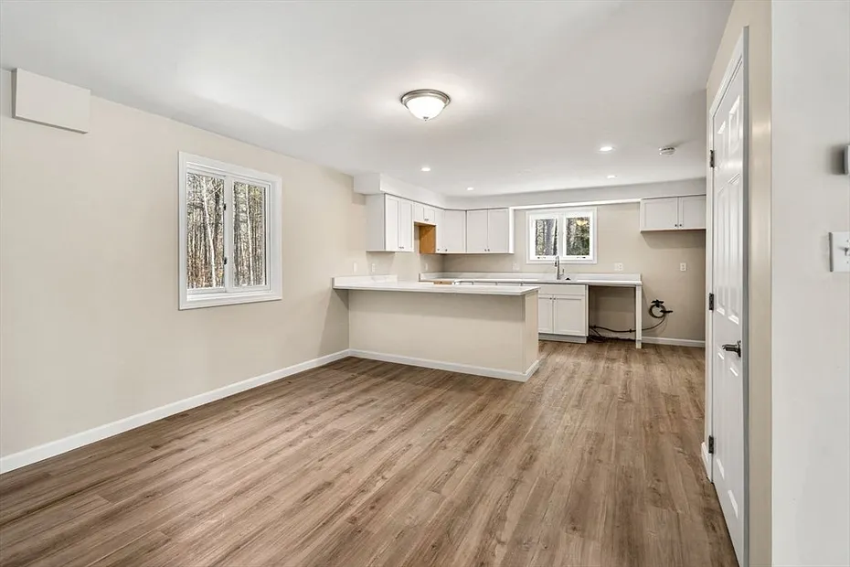 153 Coffin Rd  #10 Photo 18