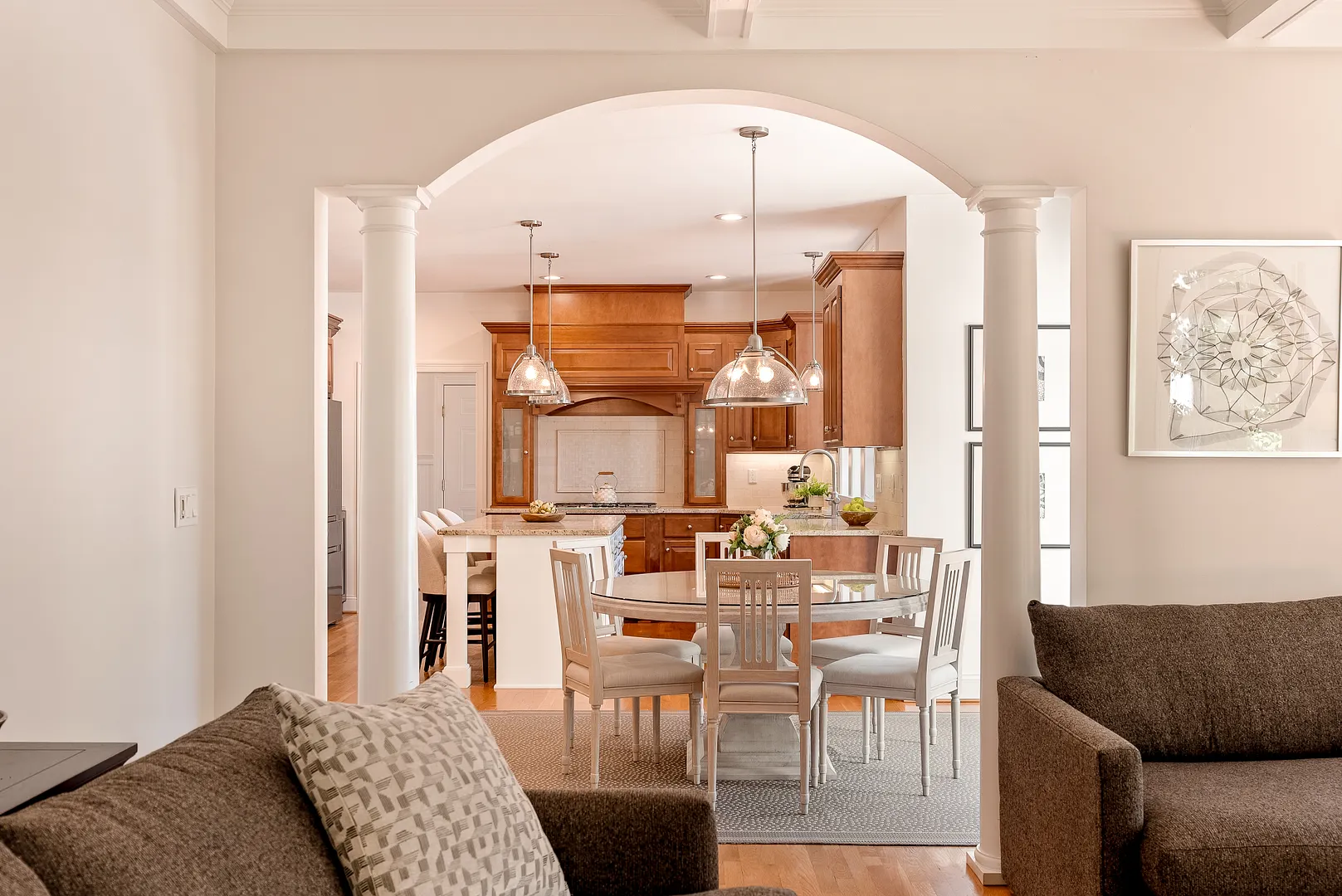14 Highwood Crossing Photo 15