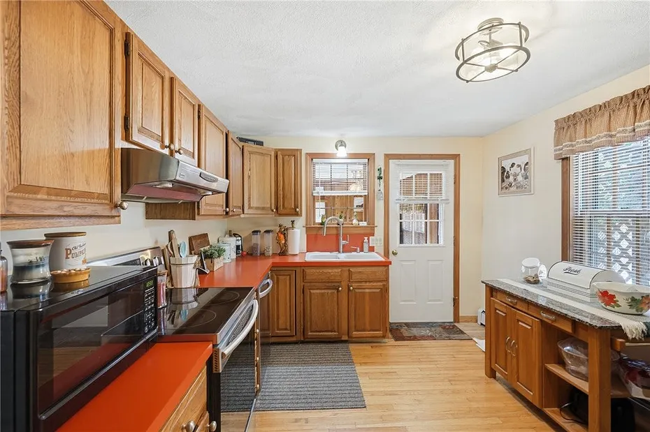 5675 Flat River Road Photo 12