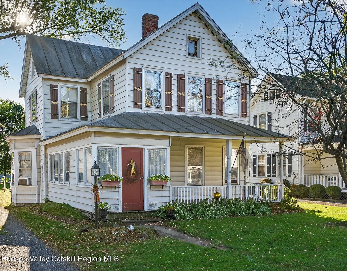 251 Jefferson Heights Photo 1