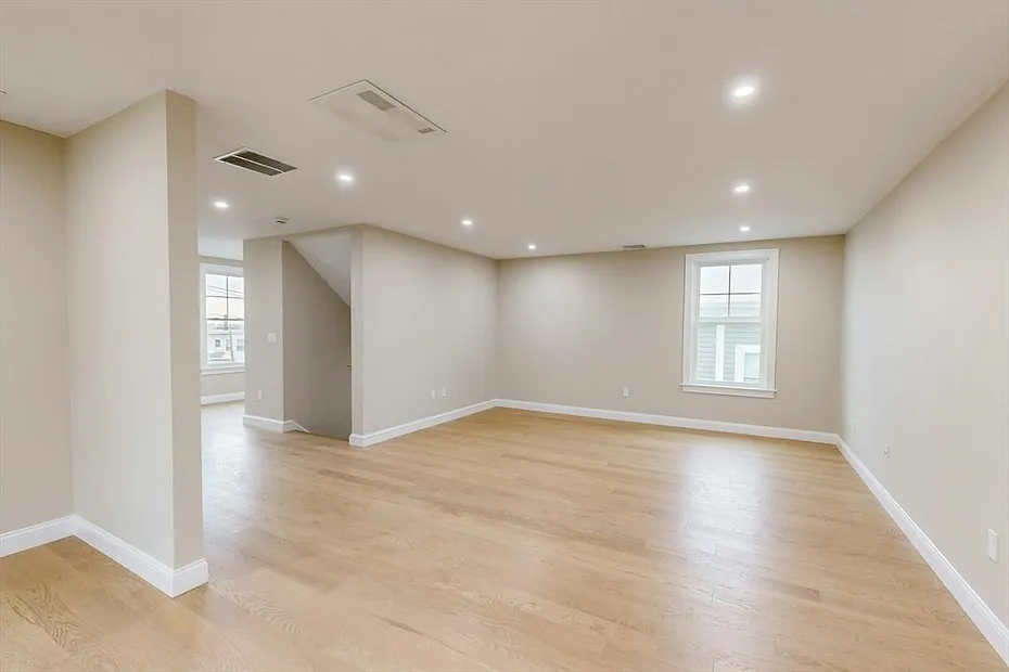 36 Orient Ave  #2 Photo 6