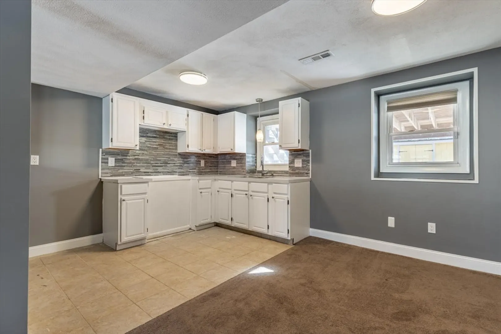 453 Columbus Ave Photo 24