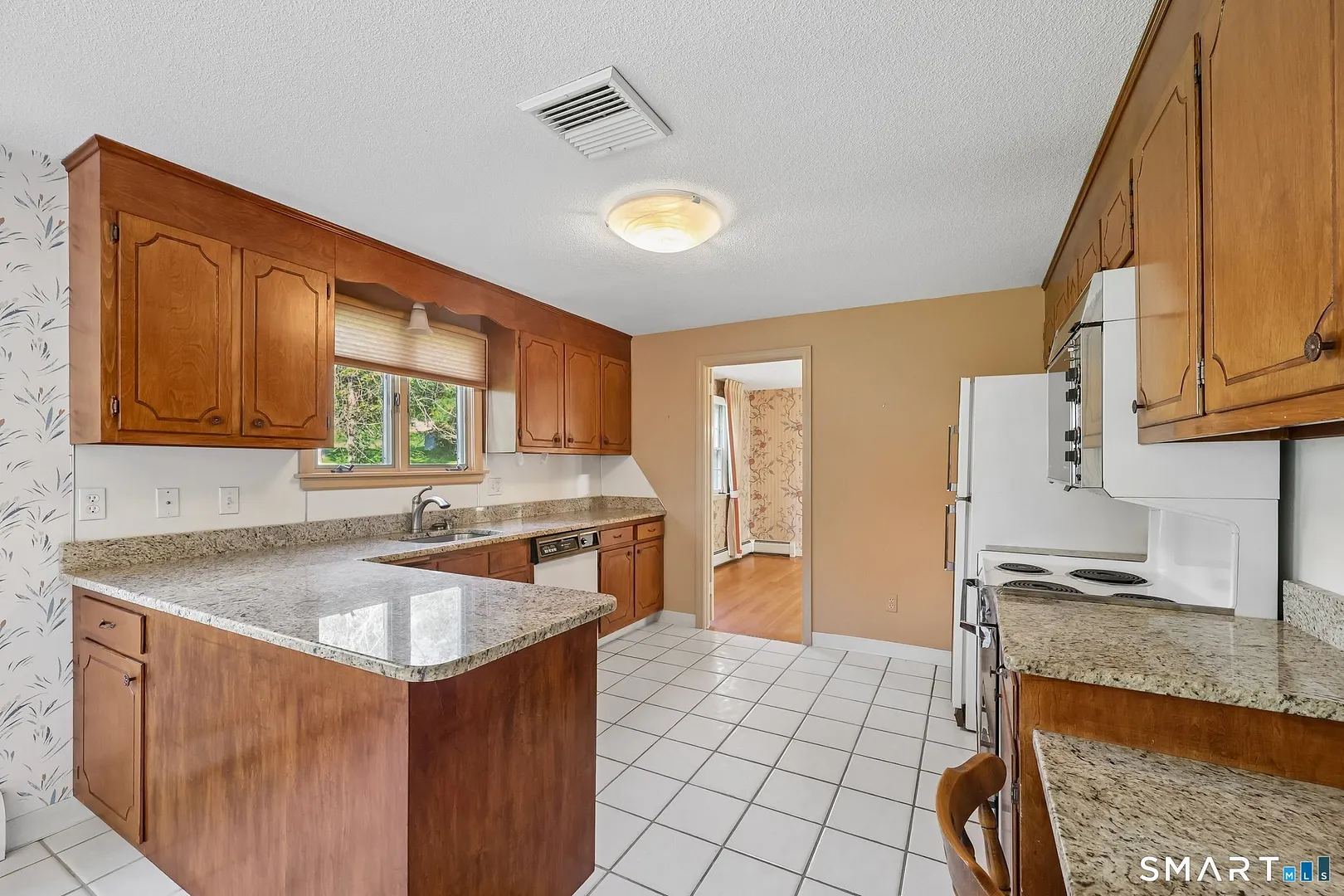 64 Burnwood Drive Photo 4