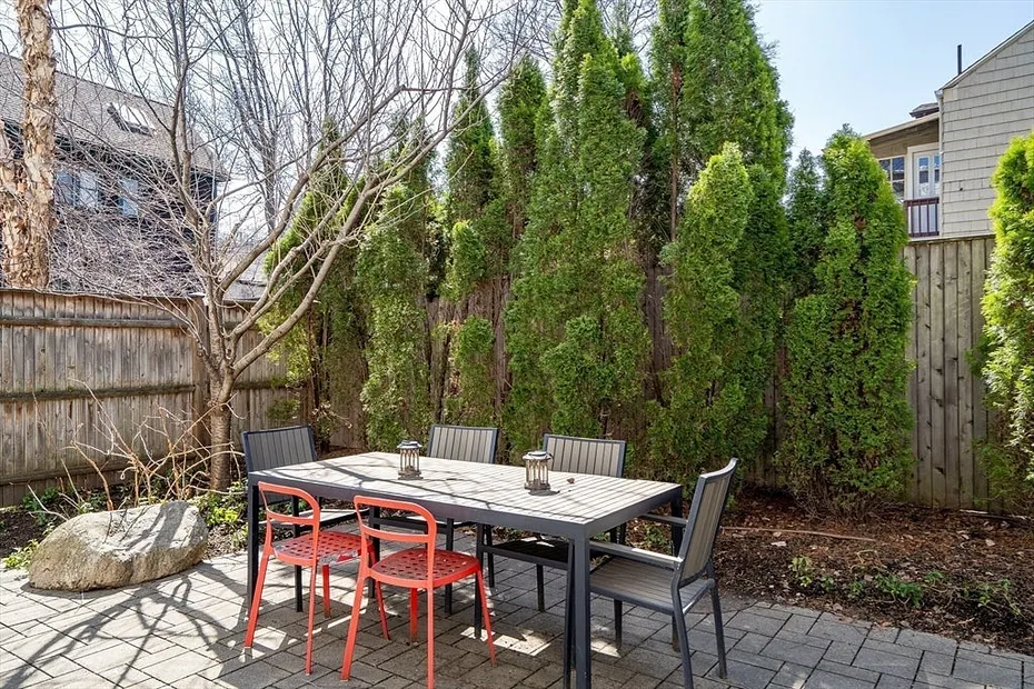180 Franklin Street  #176 Photo 24