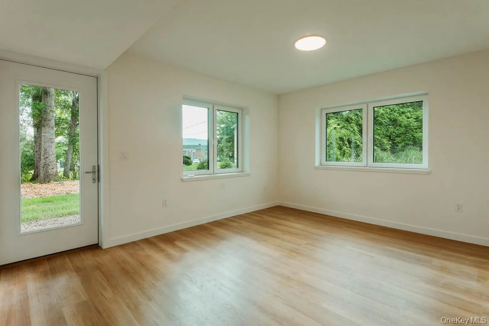 10 A Cooper Street Photo 32