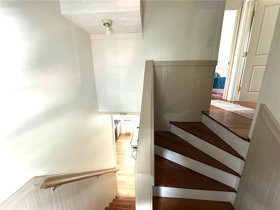 85 Ferris Street Photo 13