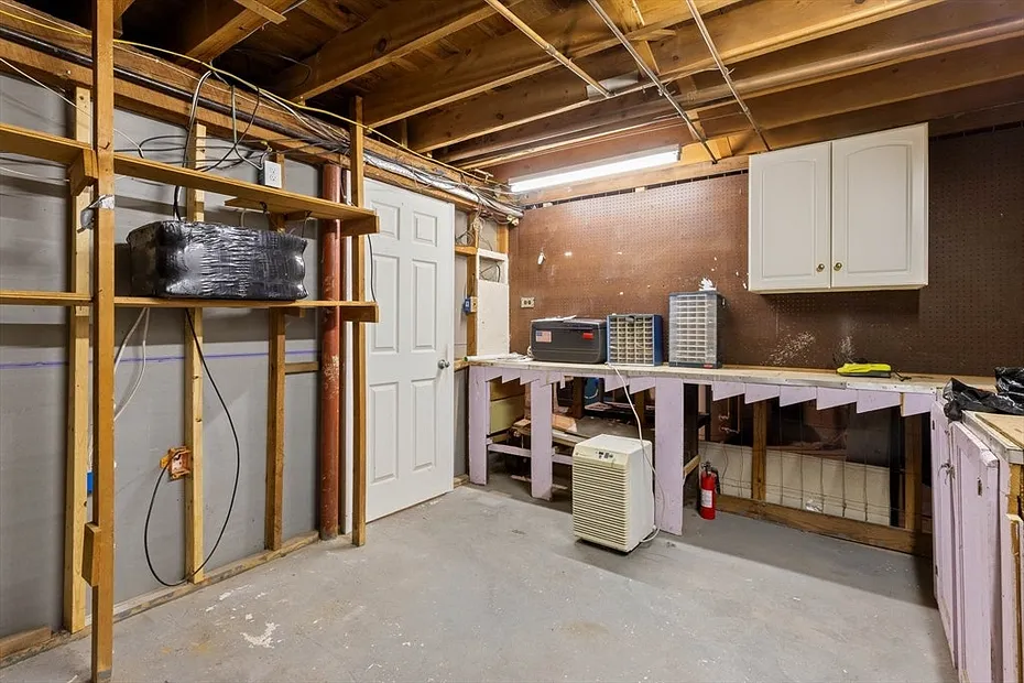 85 Gile St Photo 26