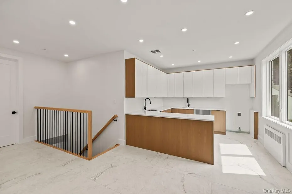 50 Remsen Avenue  #111 Photo 7