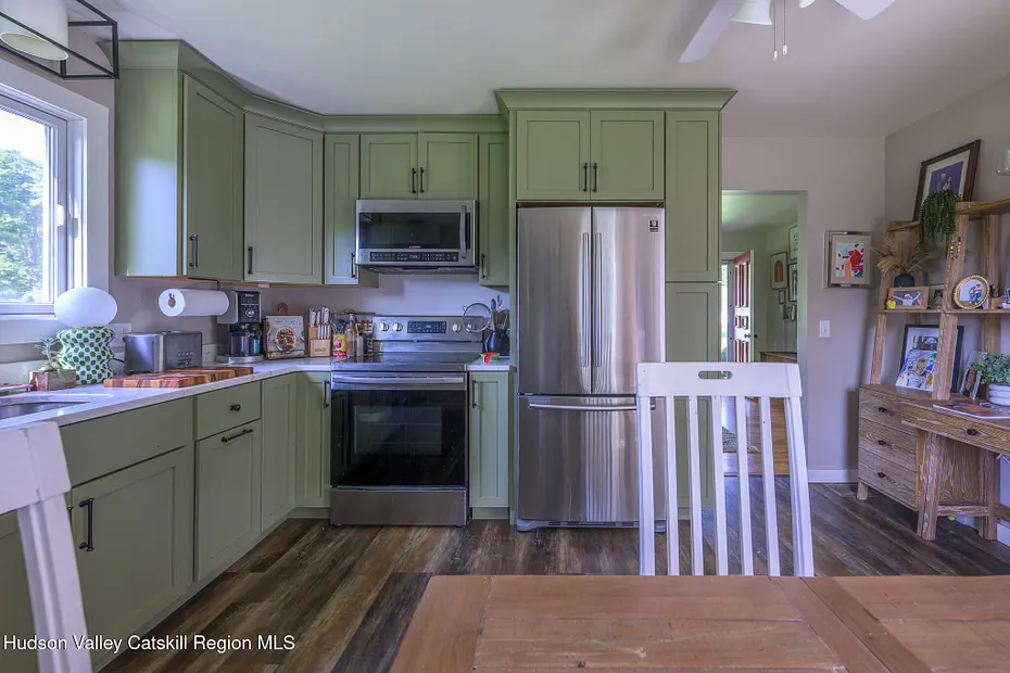 158 Bristol Road Photo 32