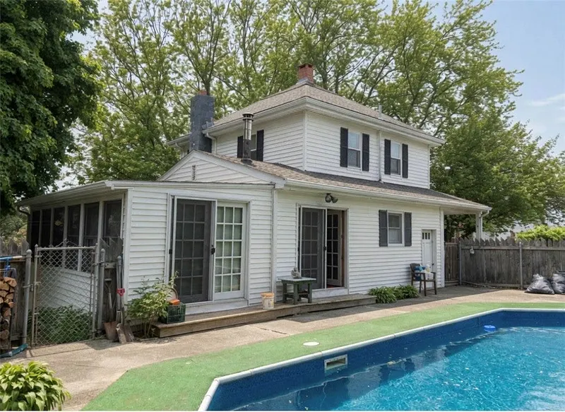 49 Grinell Avenue Photo 3