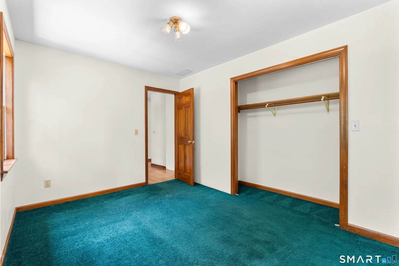 128 Midwood Avenue Photo 17