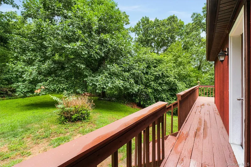 35 Moccasin View Road Photo 30