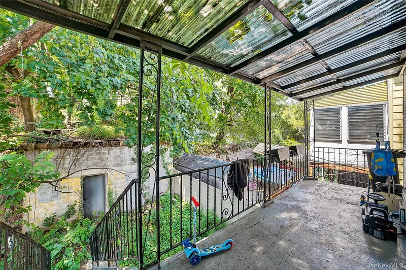105 Palisade Avenue Photo 28