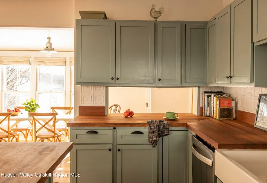 132 Decker Road Photo 10