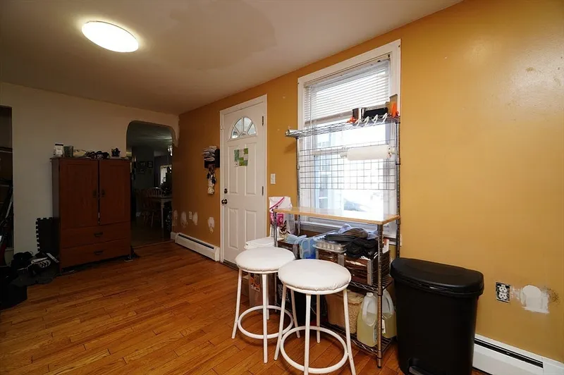 31 Floyd St Photo 7