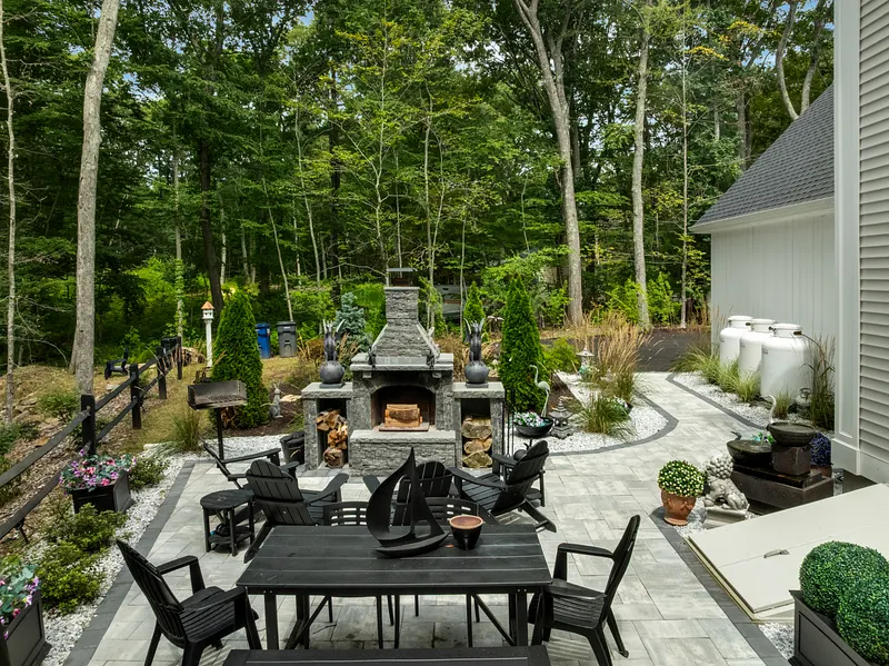 151 Alger Road Photo 32