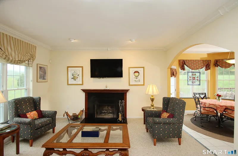 66 Wood Chase Lane Photo 12