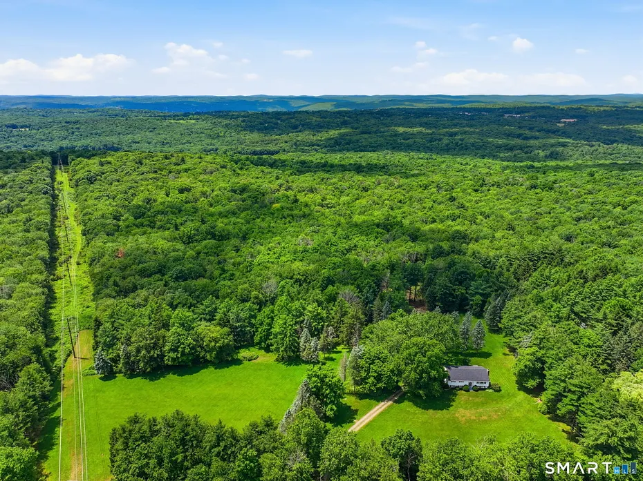 385 Cotton Hill Road Photo 37