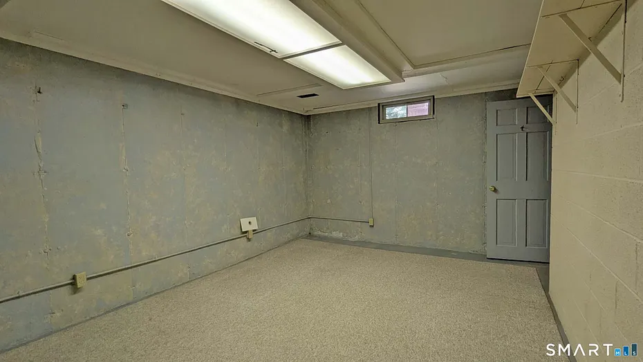 25 1/2 Edgerton Street Photo 26