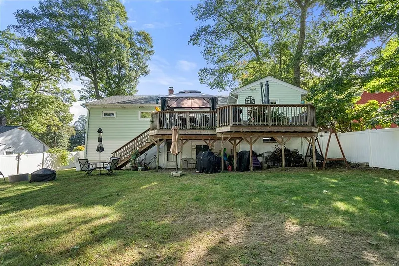 30 Lockwood Road Photo 34