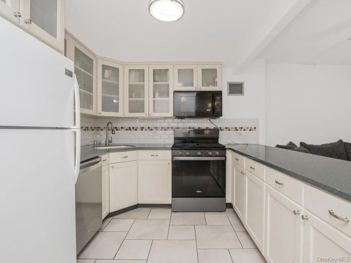 777 N Macquesten Parkway  #203 Photo 5