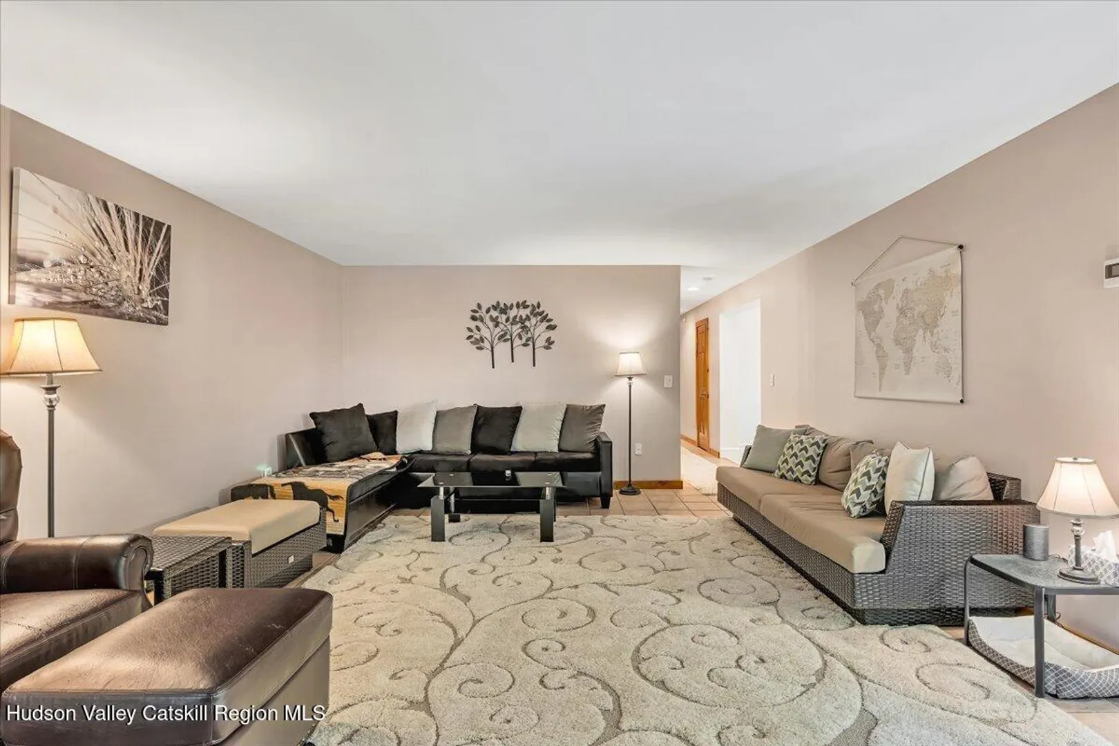 6196 New York 81 Photo 21