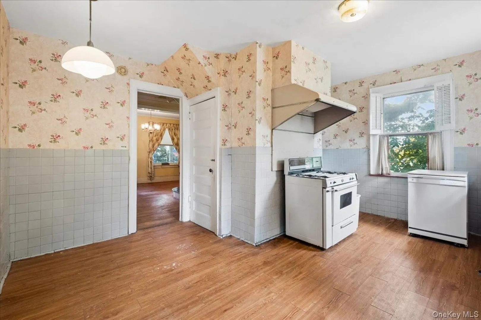 63 Prospect Street Photo 13