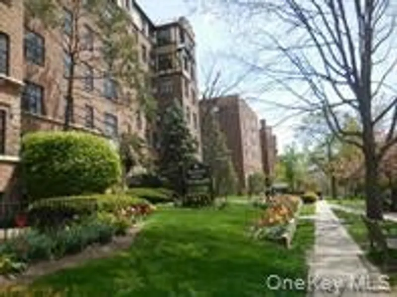 292 Main Street  #6H Photo 18