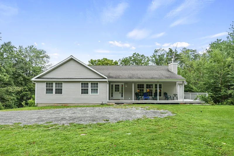 229 Hamilton Rd Photo 8