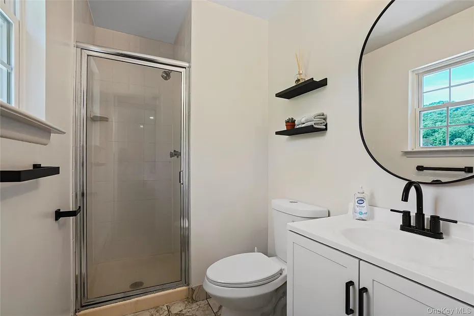 11 Kenneth Drive Photo 31