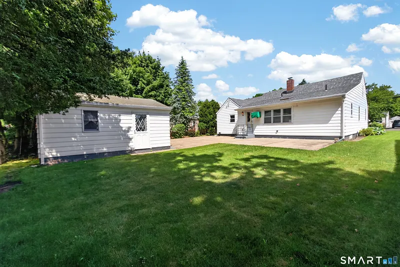60 Gilbert Avenue Photo 27