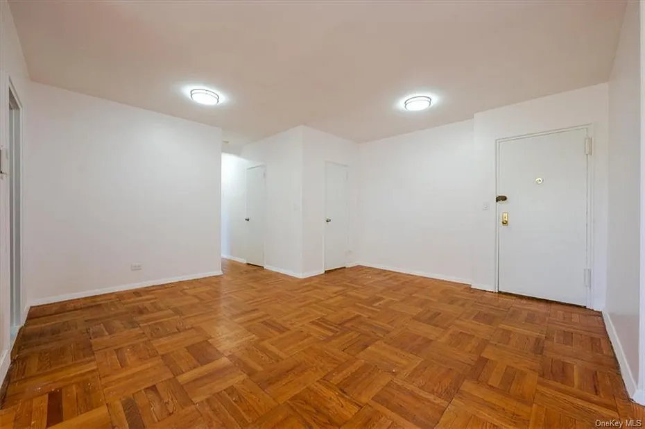 3850 Hudson Manor Terrace  #3AW Photo 7