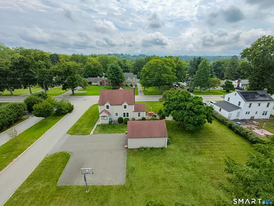 147 Old Mill Road Photo 12