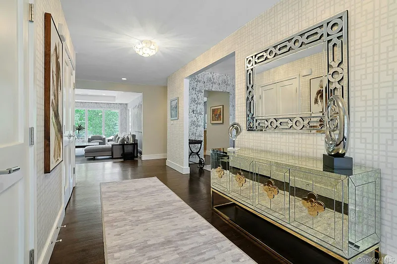 45 Jackson Road Photo 9