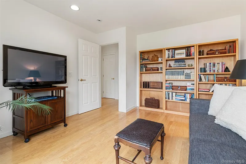 415 Heritage Hills Drive  #D Photo 23