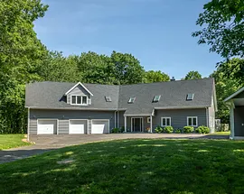 28 Drewbarrie Lane