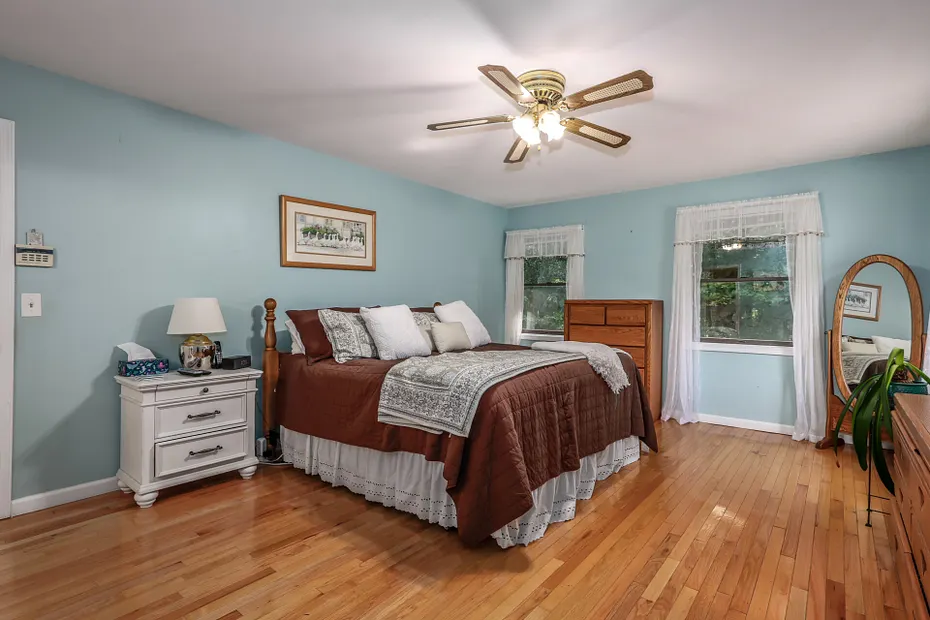 33 Brookwood Drive Photo 26
