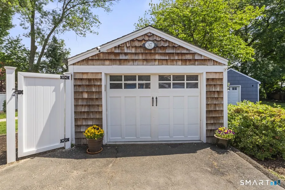 37 Cedar Crest Place Photo 14
