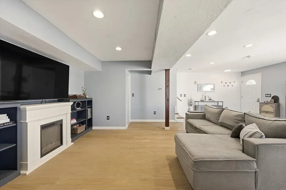49 Elderwood Dr #49 Photo 13
